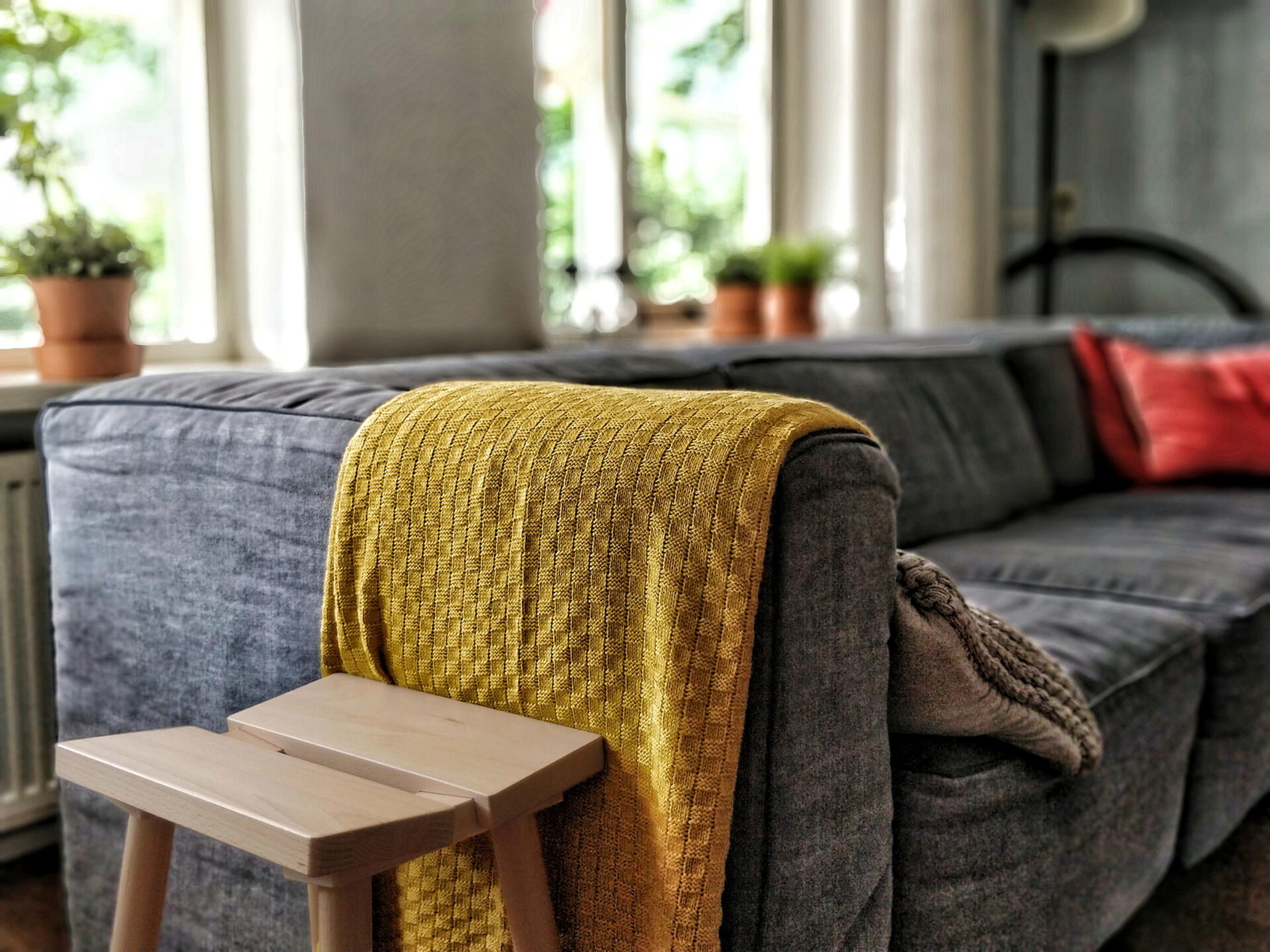 How to Add to an Array in React State using Hooks